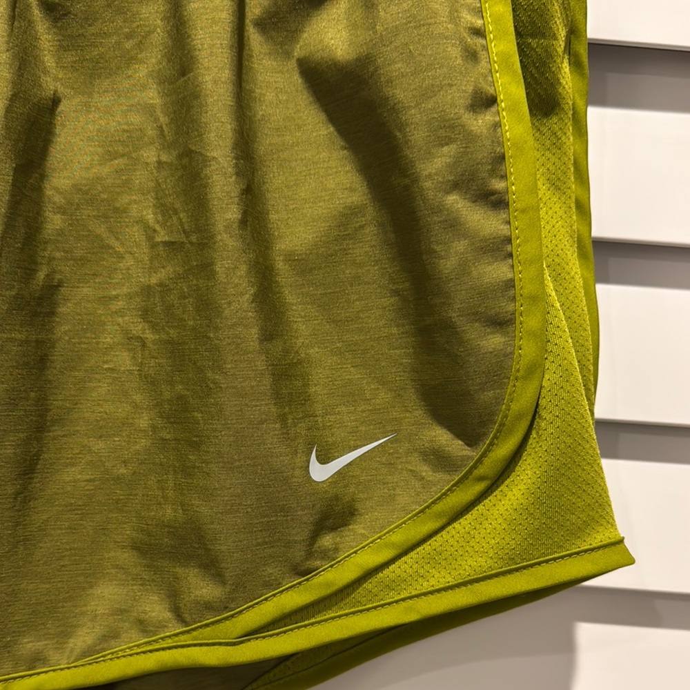 Nike NWOT Dri-Fit Olive Green Athletic Shorts with underwear attached - Picture 2 of 7